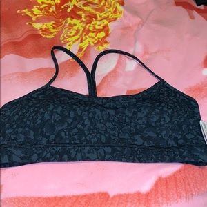 Lululemon Sports Bra B/C Cup size 12